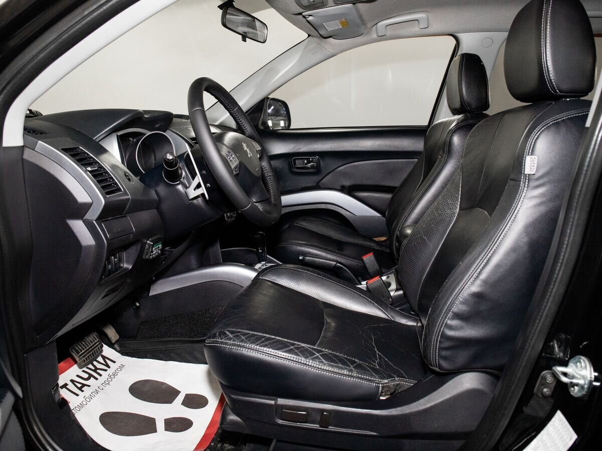 Peugeot 4007 2008 - фото автомобиля