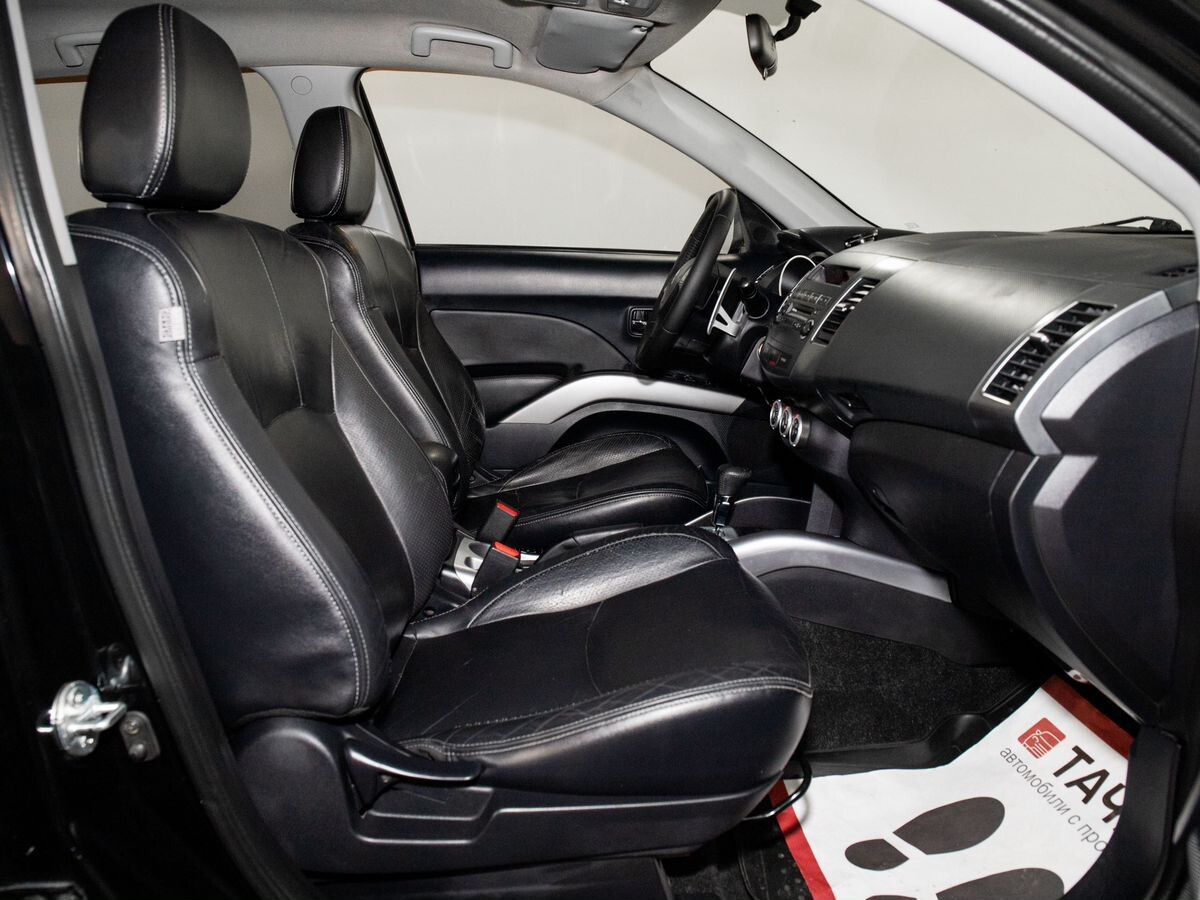 Peugeot 4007 2008 - фото автомобиля