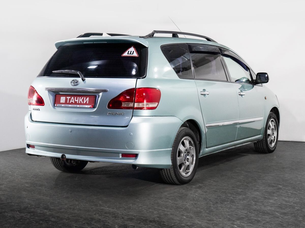 Toyota Picnic 2003 - фото автомобиля