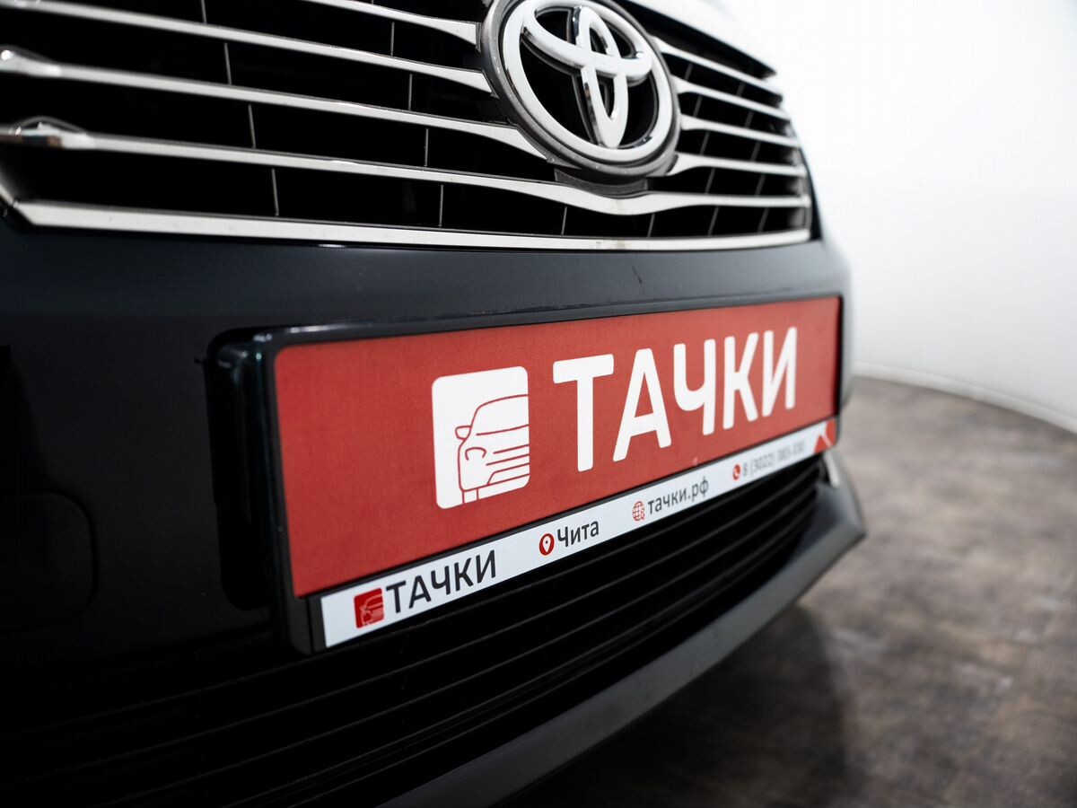Toyota Camry 2012 - фото автомобиля