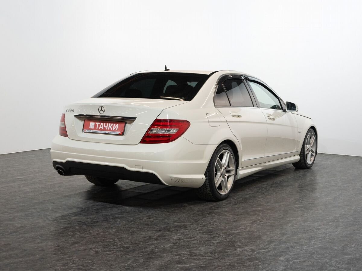 Mercedes-Benz C-Class 2011 - фото автомобиля