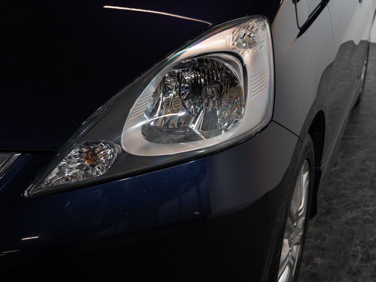 Honda Fit 2010 - фото автомобиля
