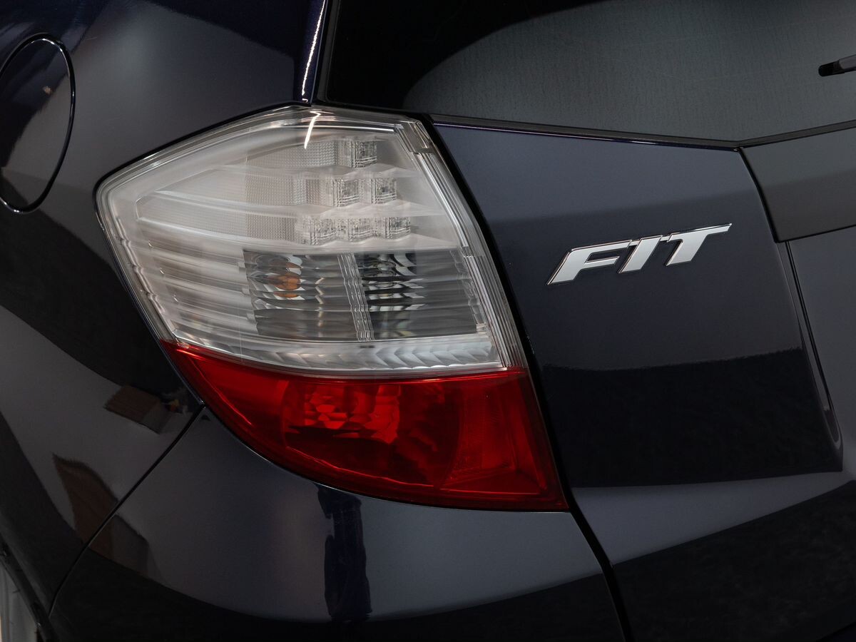 Honda Fit 2010 - фото автомобиля