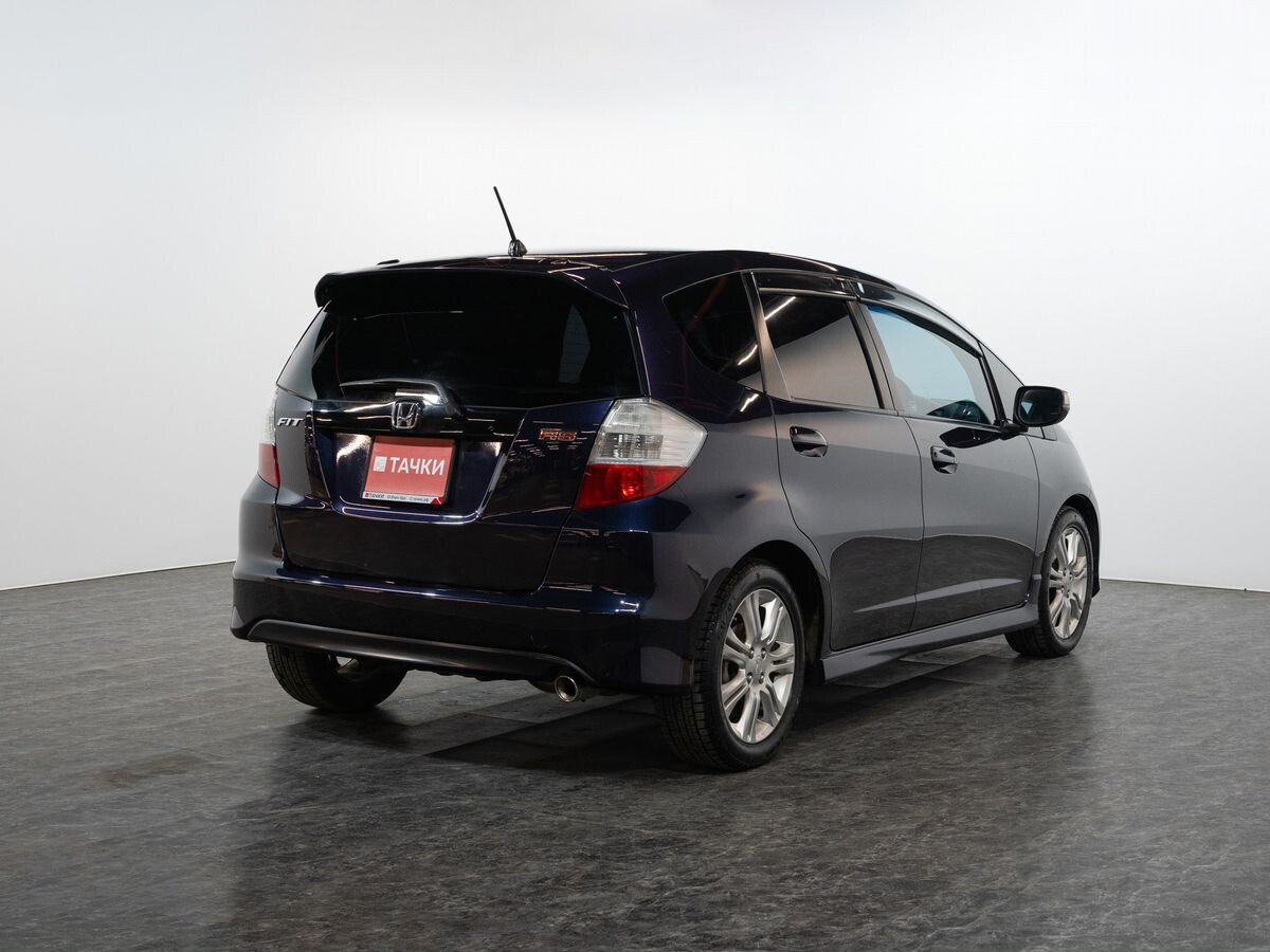 Honda Fit 2010 - фото автомобиля