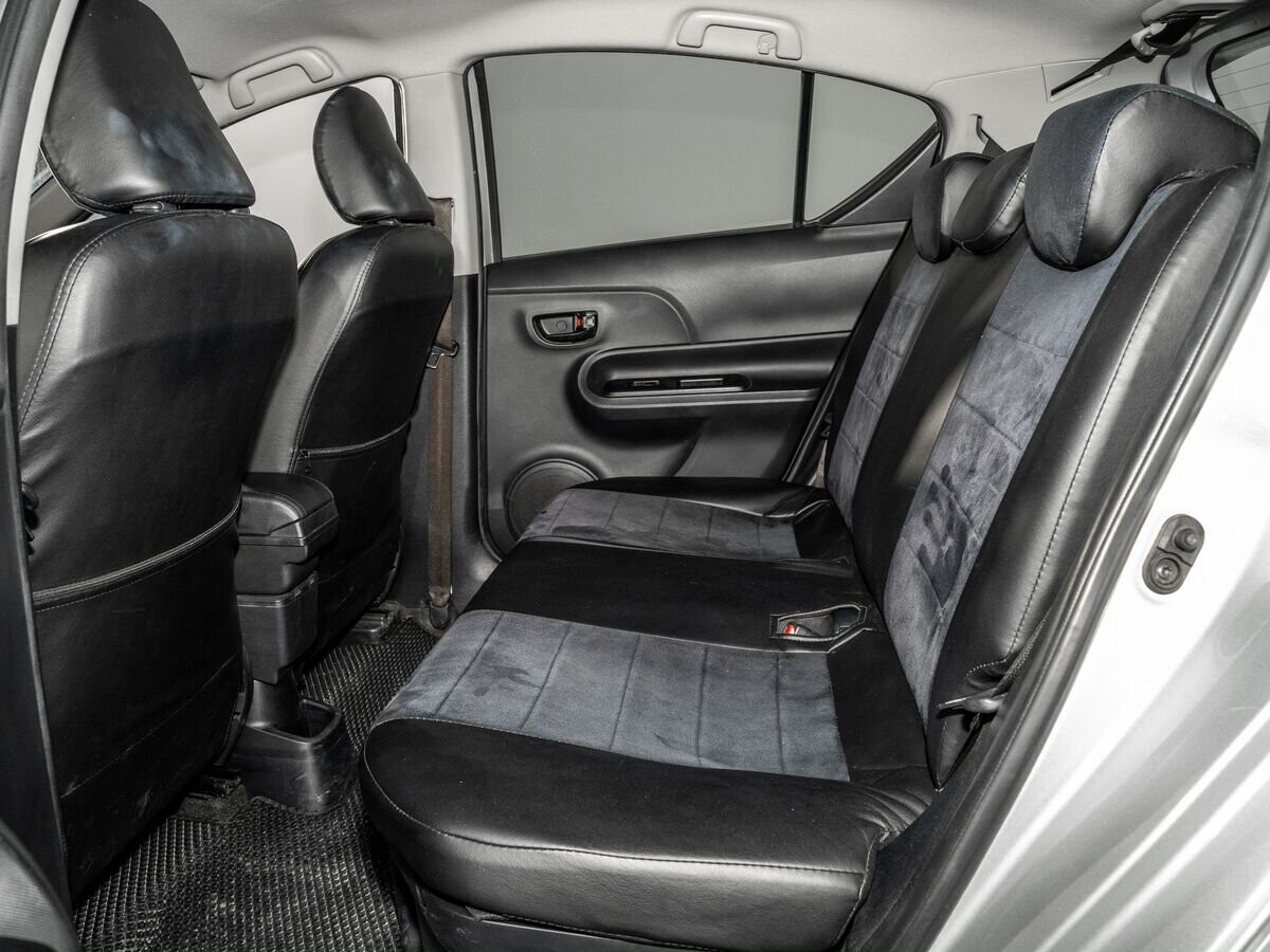 Toyota Aqua 2019 - фото автомобиля