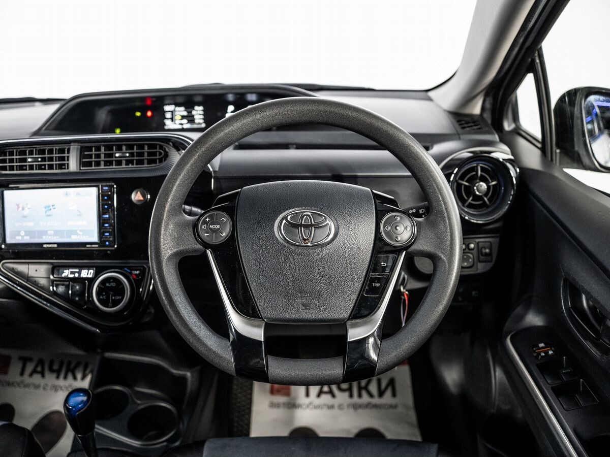 Toyota Aqua 2019 - фото автомобиля
