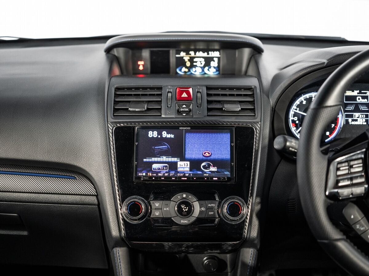 Subaru Levorg 2014 - фото автомобиля