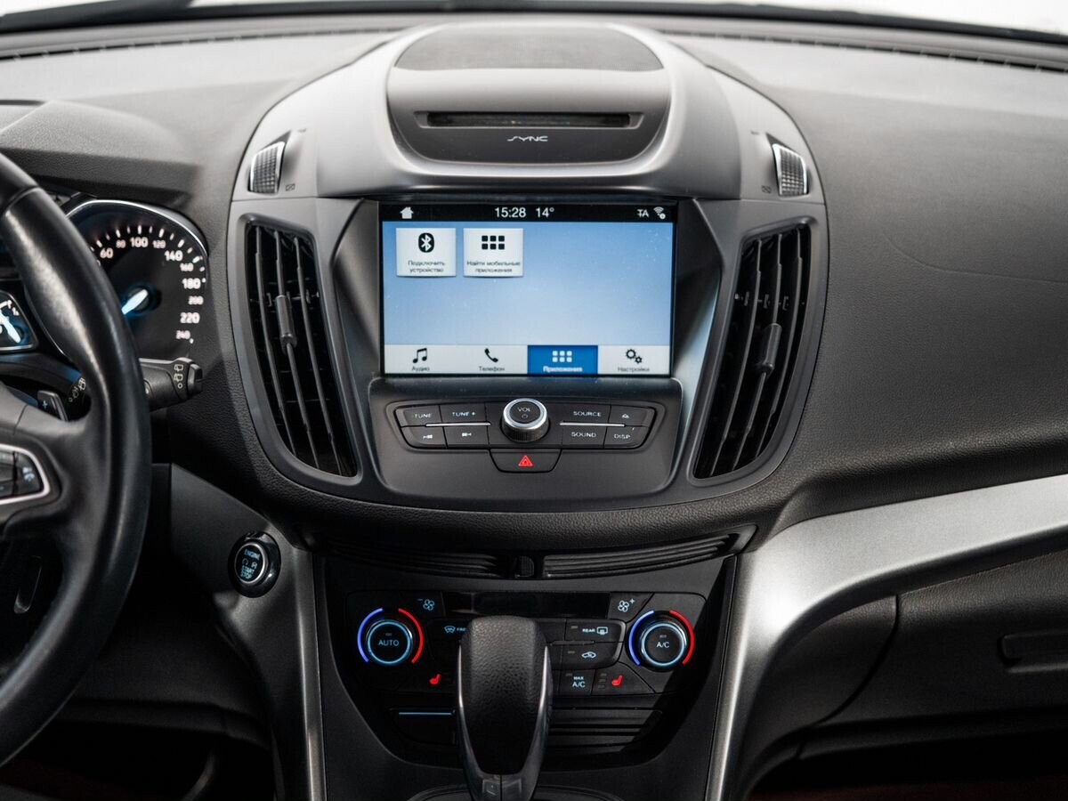 Ford Kuga 2018 - фото автомобиля