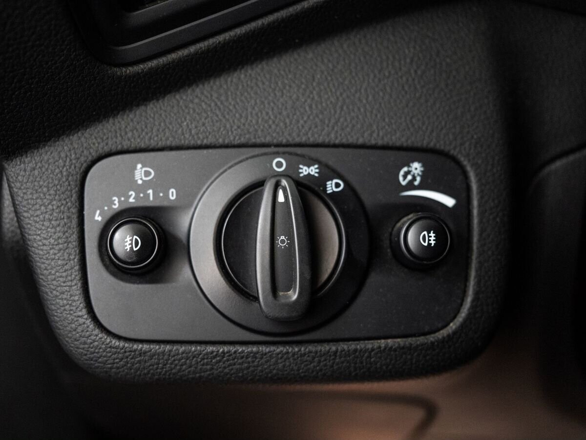 Ford Kuga 2018 - фото автомобиля