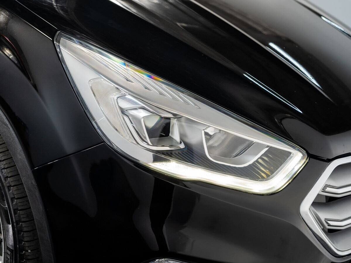 Ford Kuga 2018 - фото автомобиля