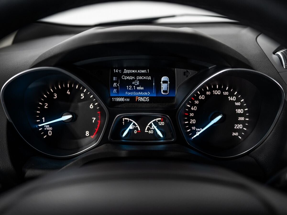 Ford Kuga 2018 - фото автомобиля