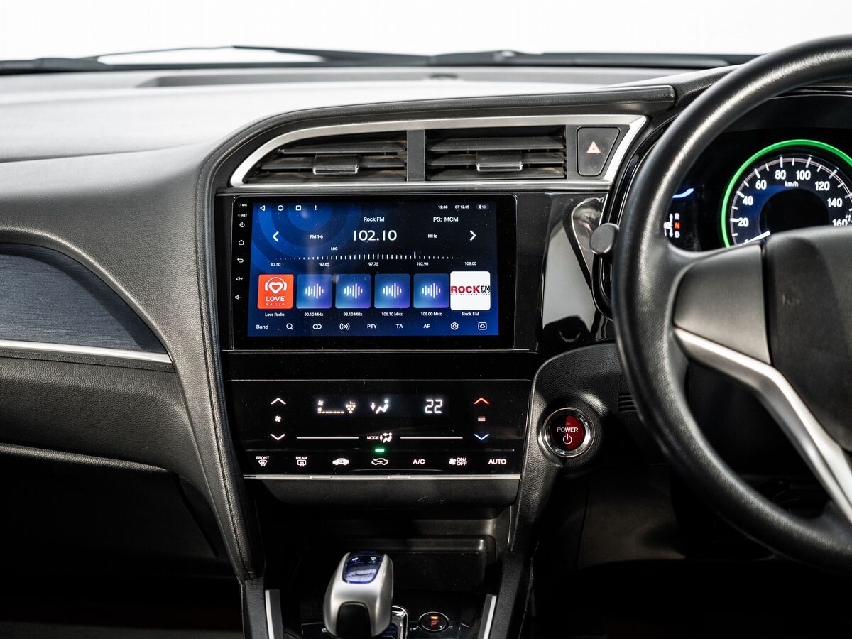Honda Shuttle 2016 - фото автомобиля