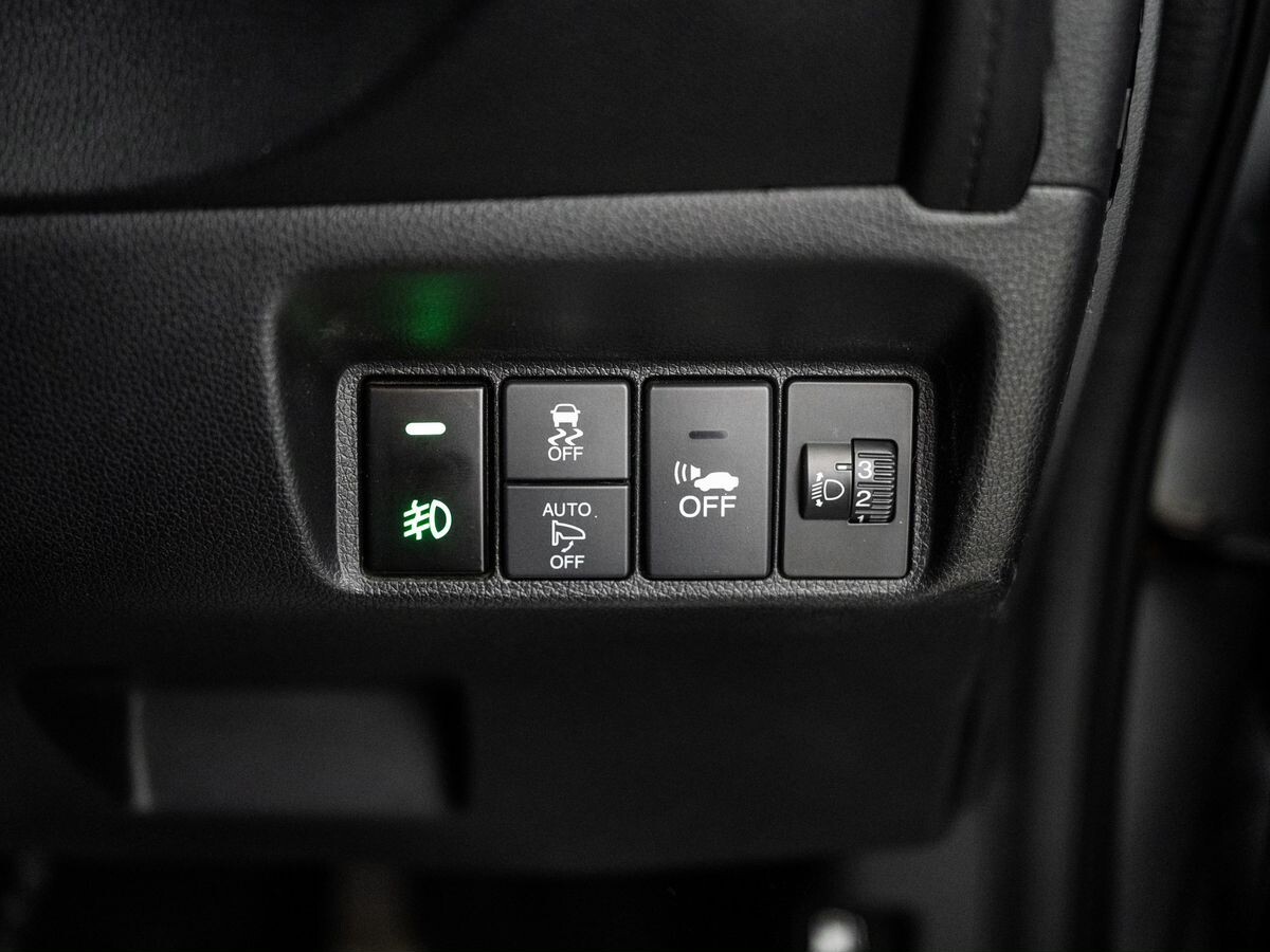 Honda Shuttle 2016 - фото автомобиля