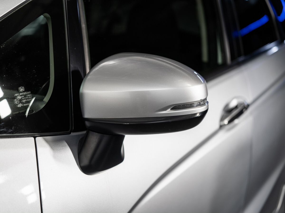 Honda Shuttle 2016 - фото автомобиля