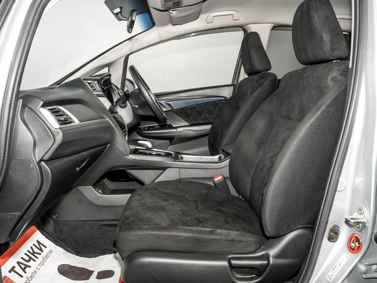 Honda Shuttle 2016 - фото автомобиля