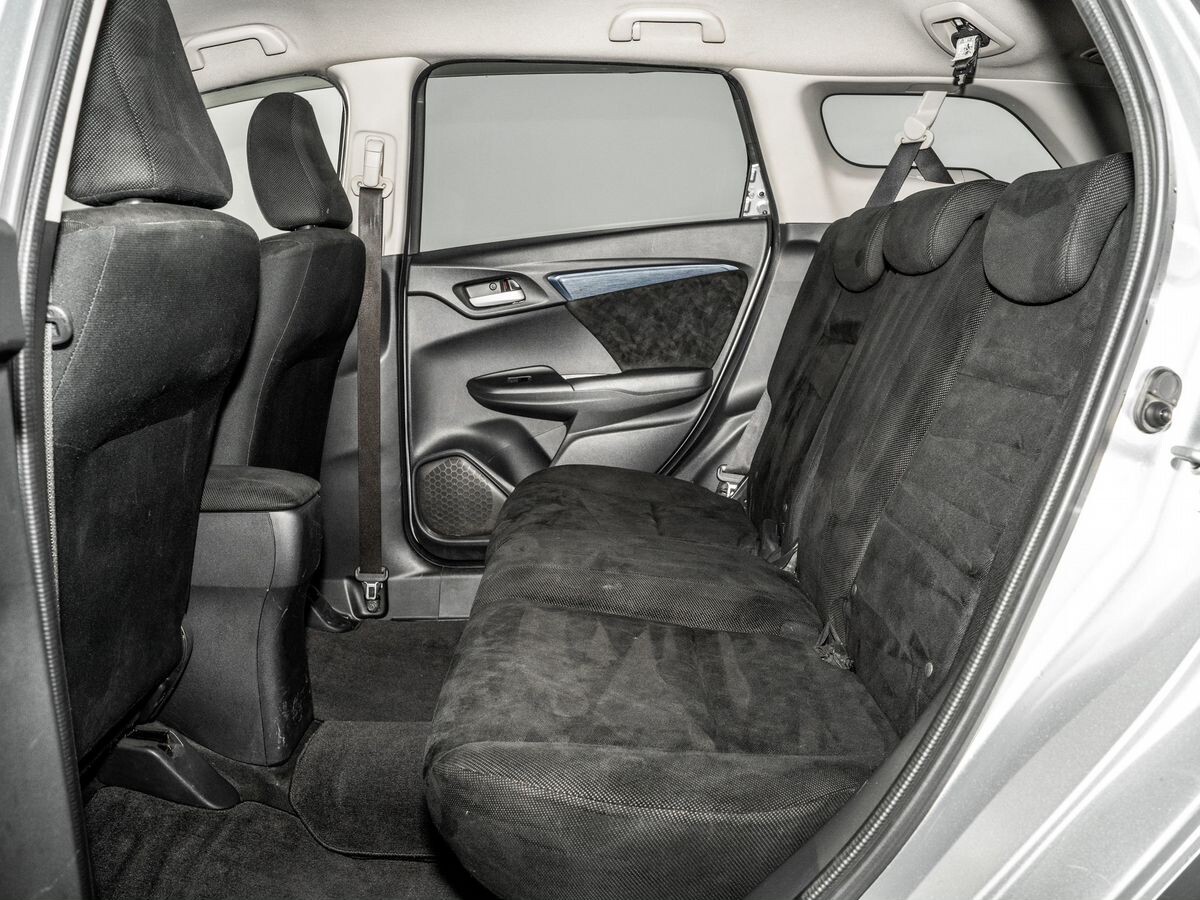 Honda Shuttle 2016 - фото автомобиля