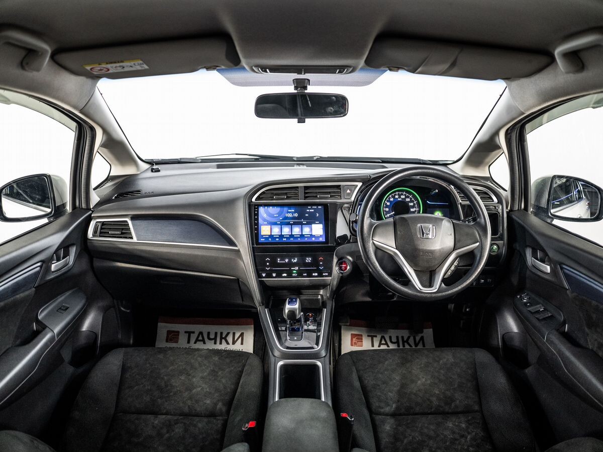 Honda Shuttle 2016 - фото автомобиля