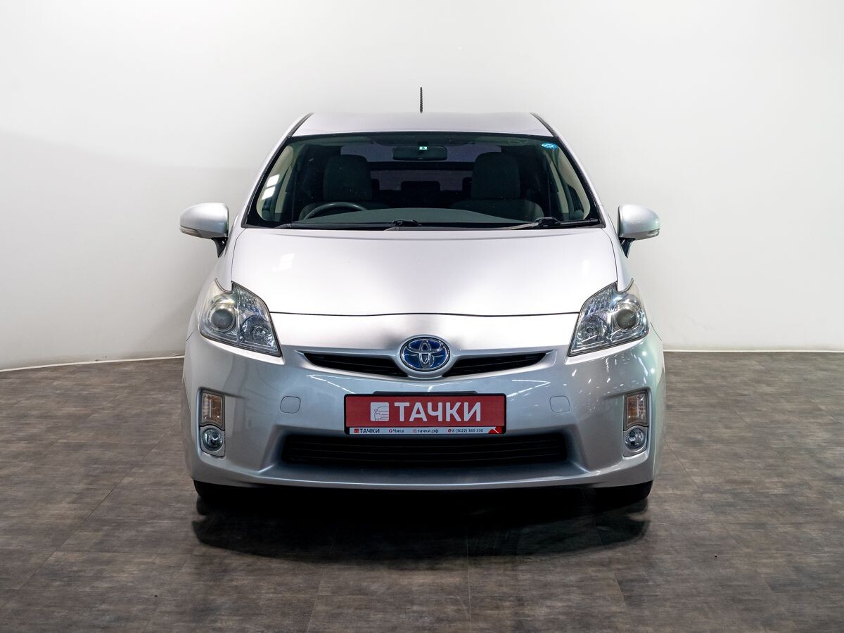 Toyota Prius 2011 - фото автомобиля