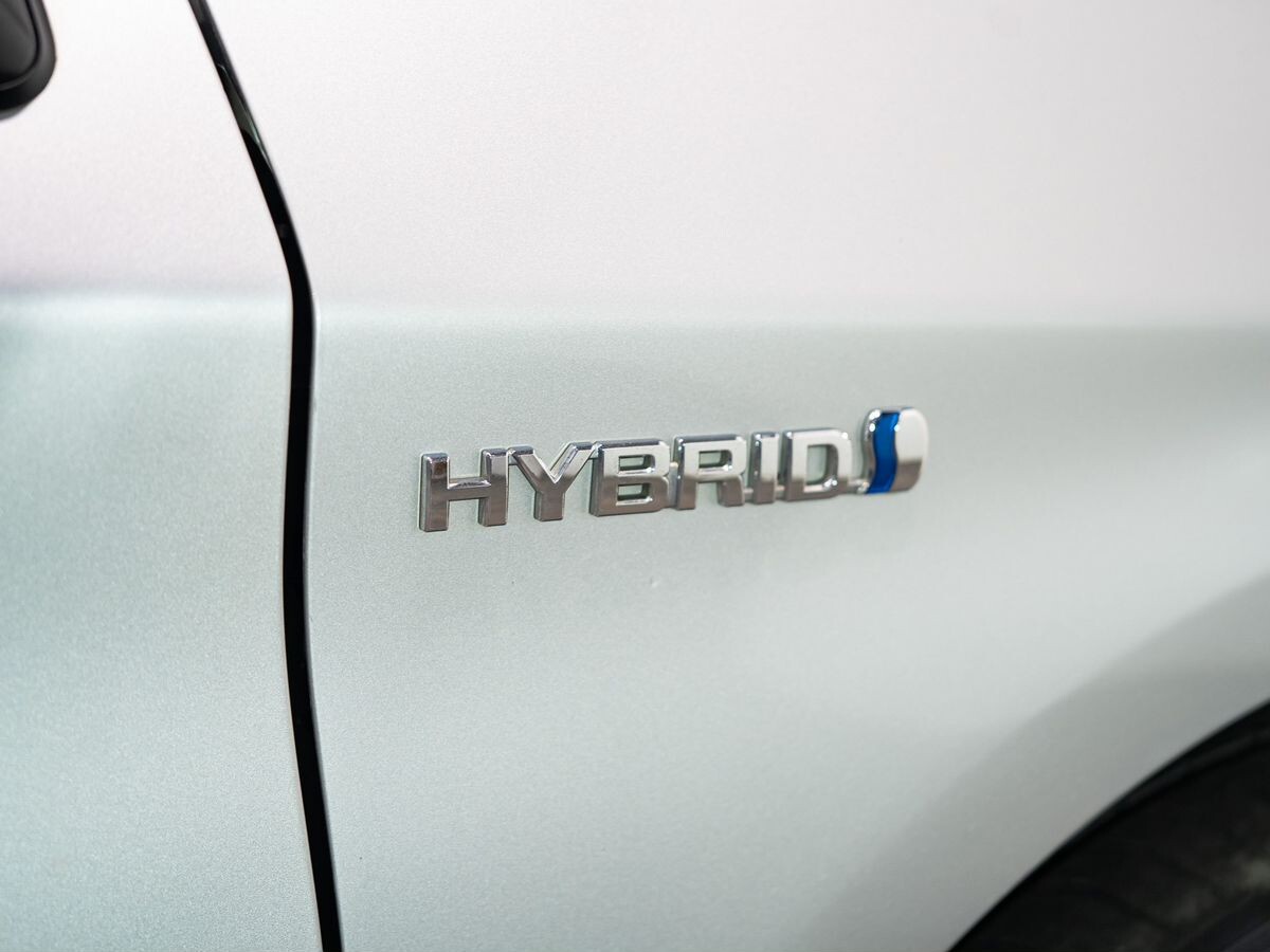 Toyota Prius 2011 - фото автомобиля