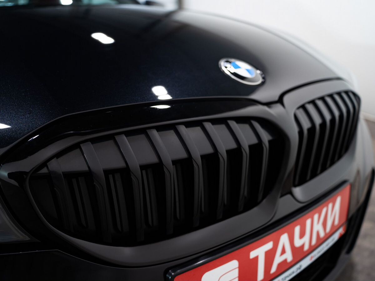 BMW 3-Series 2021 - фото автомобиля