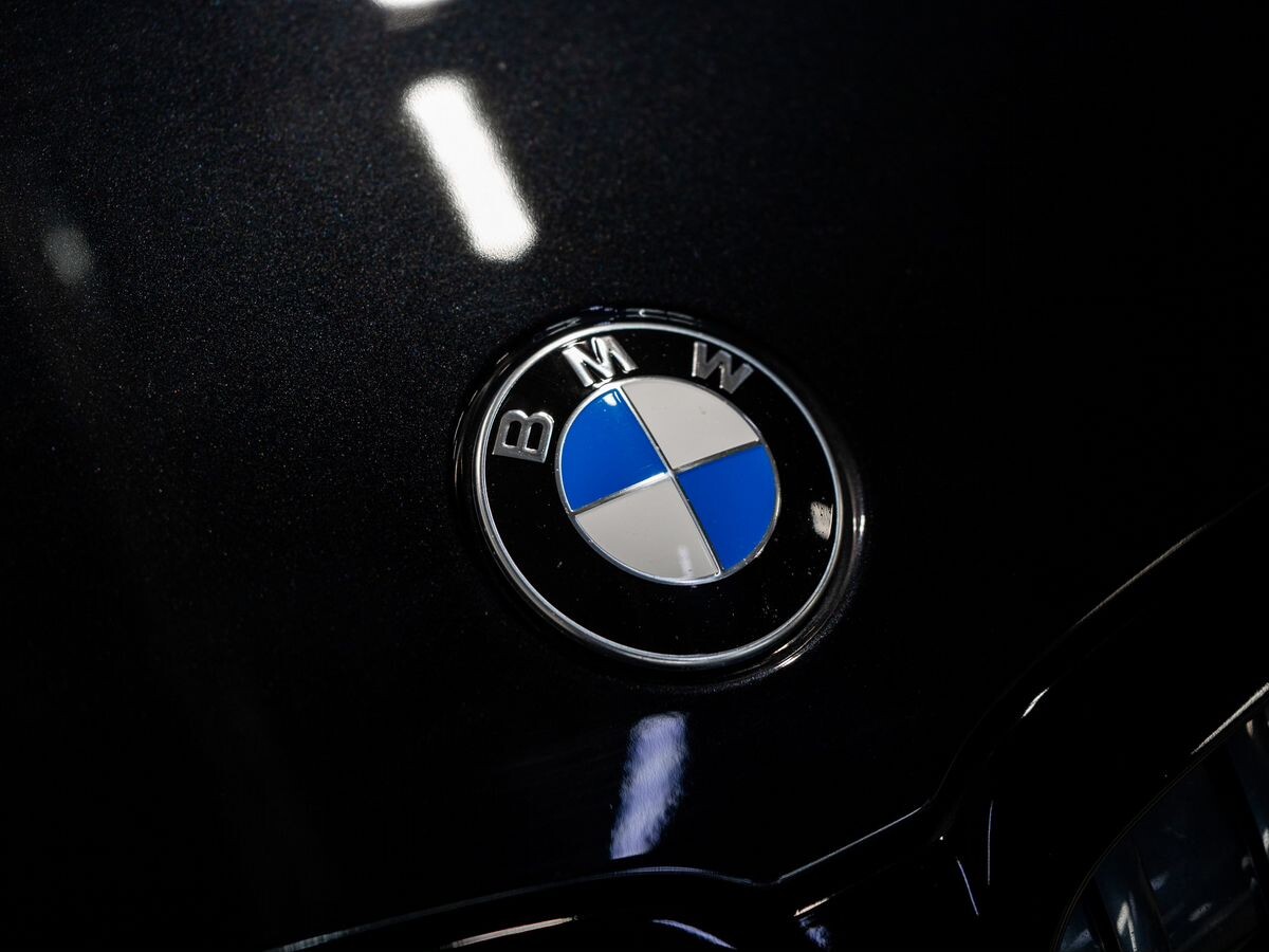 BMW 3-Series 2021 - фото автомобиля