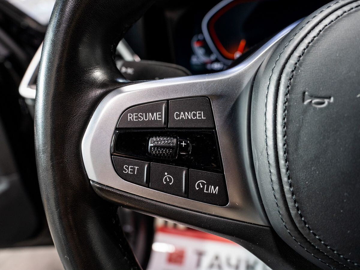 BMW 3-Series 2021 - фото автомобиля