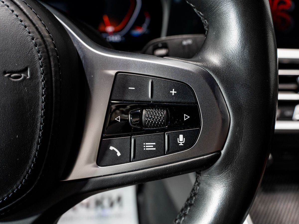 BMW 3-Series 2021 - фото автомобиля
