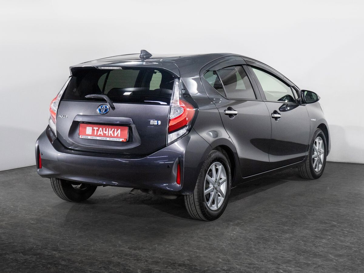 Toyota Aqua 2018 - фото автомобиля