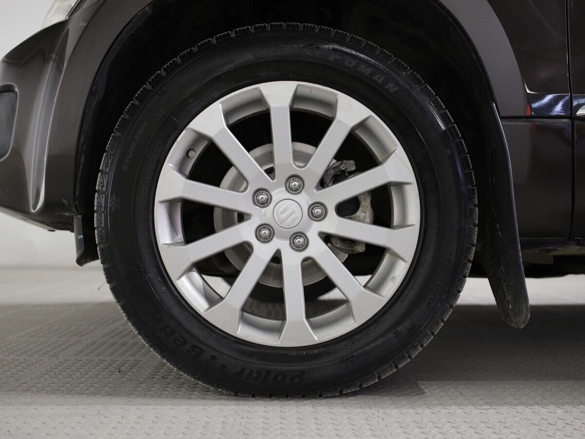 Suzuki Grand Vitara 2013 - фото автомобиля