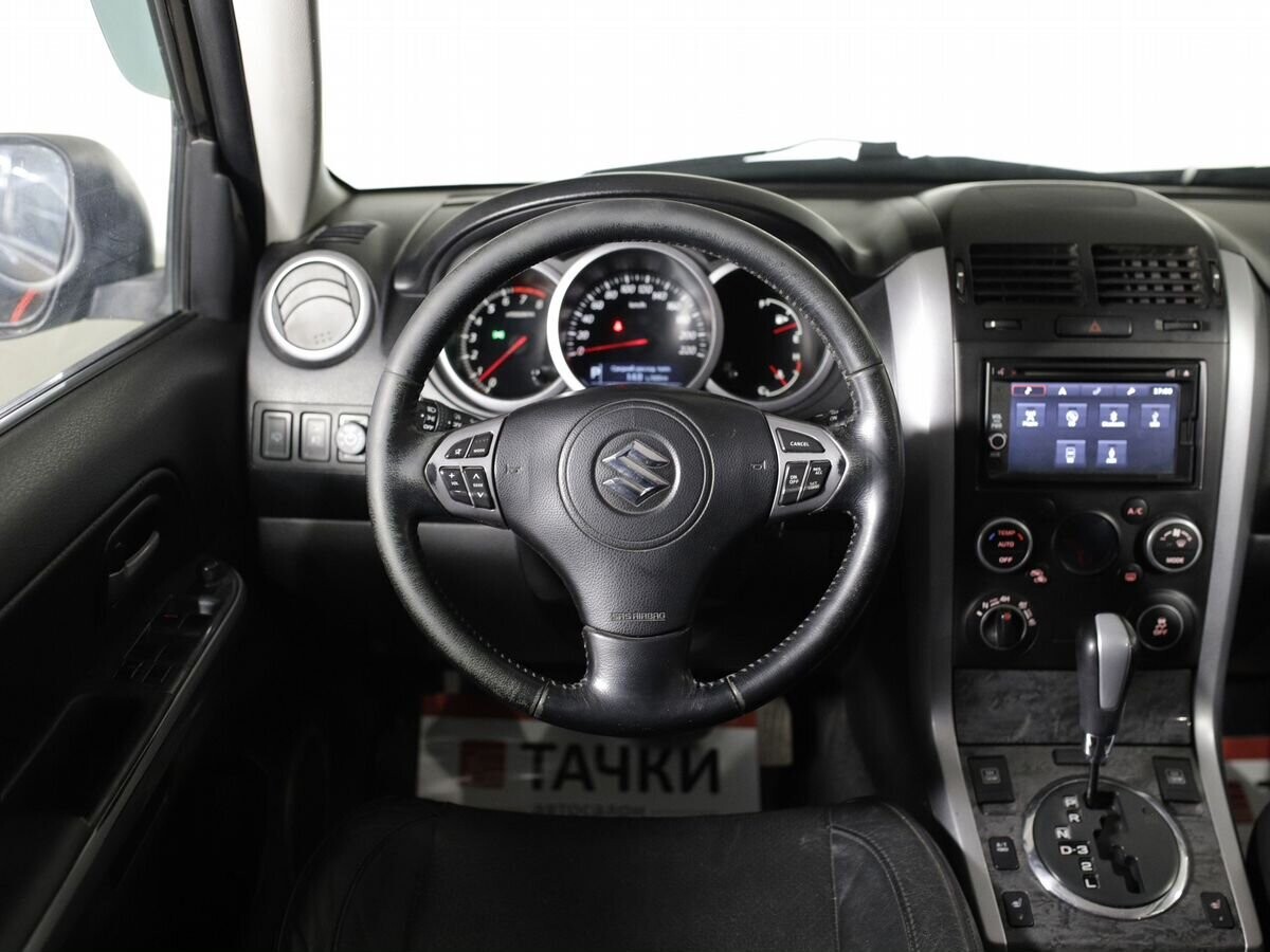Suzuki Grand Vitara 2013 - фото автомобиля