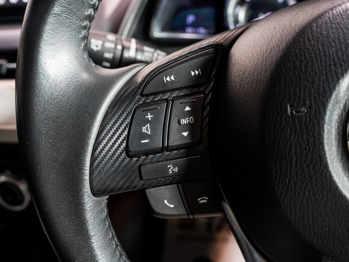 Mazda CX-3 2015 - фото автомобиля