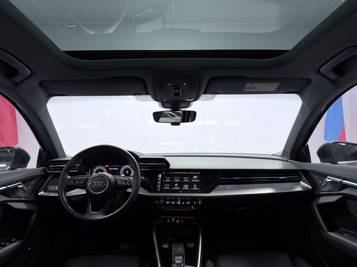 Audi A3 2021 - фото автомобиля