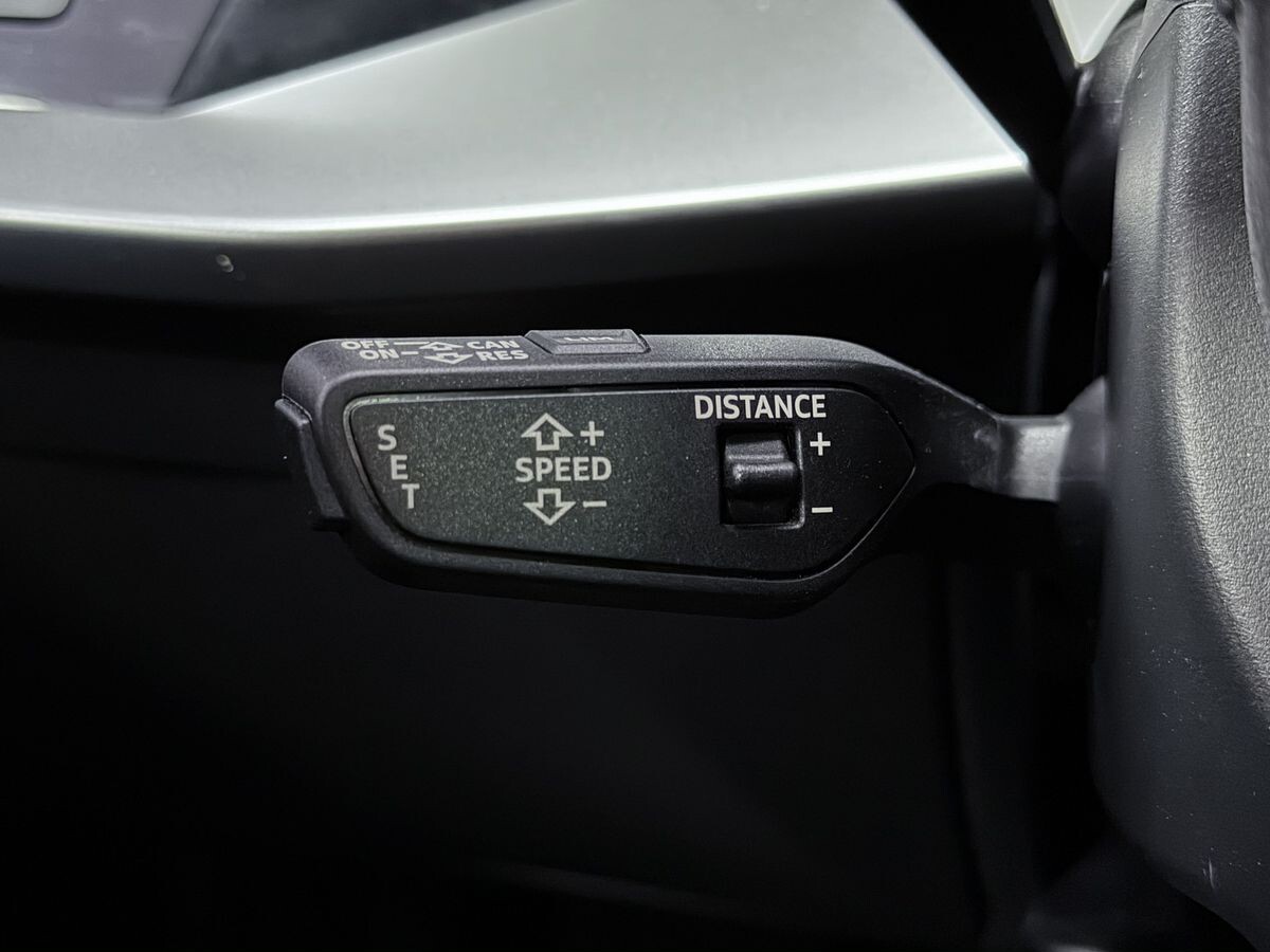 Audi A3 2021 - фото автомобиля