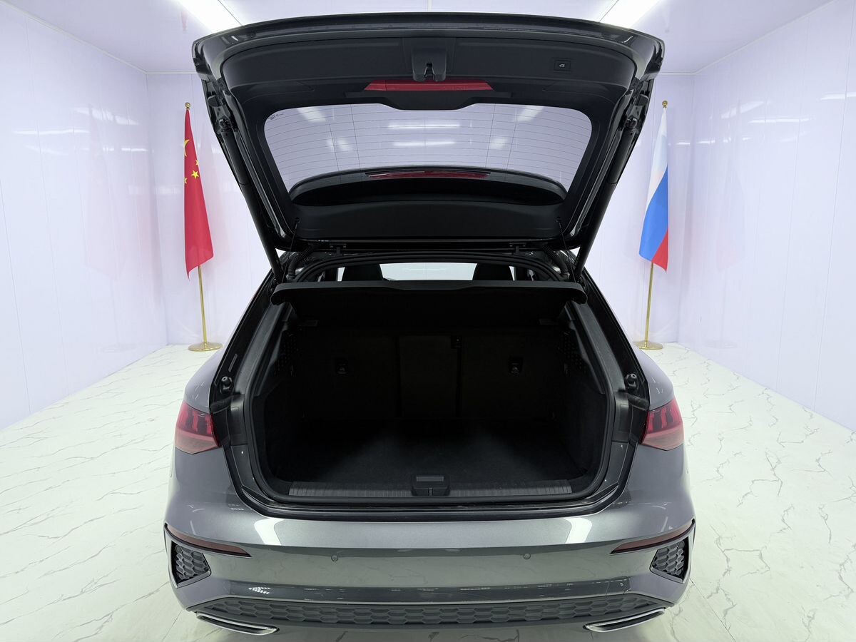 Audi A3 2021 - фото автомобиля