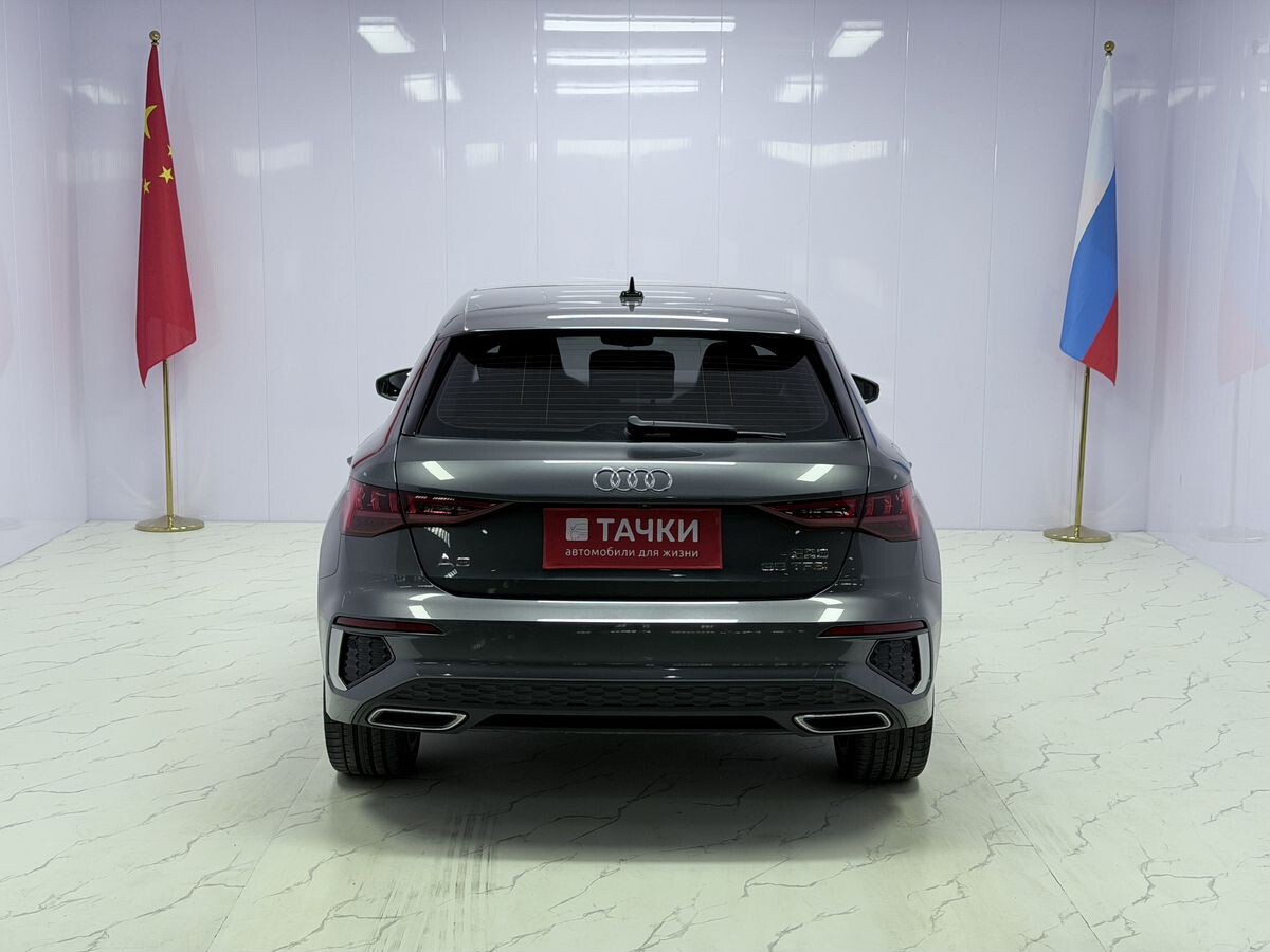 Audi A3 2021 - фото автомобиля
