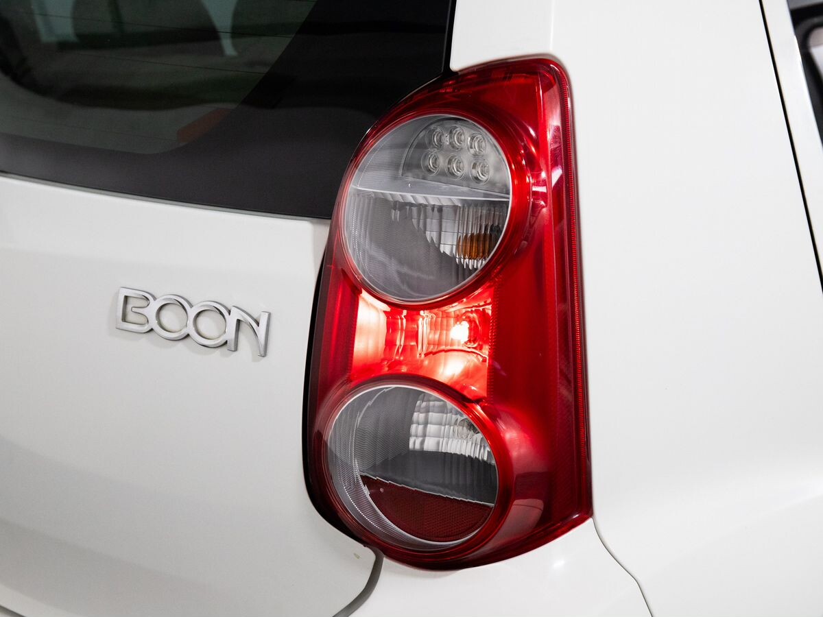 Daihatsu Boon 2013 - фото автомобиля