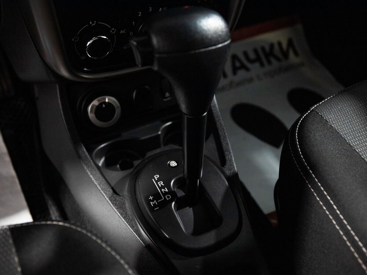 Renault Duster 2014 - фото автомобиля