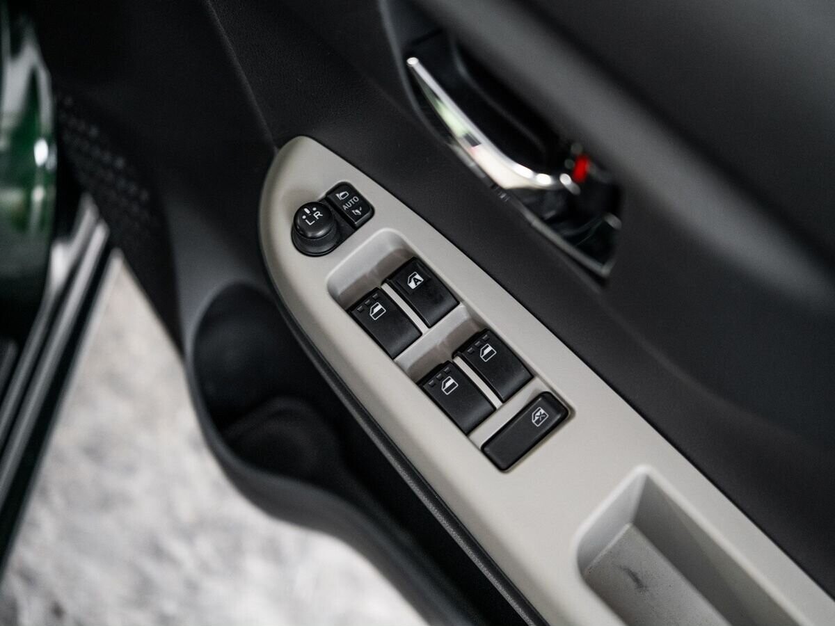 Toyota Passo 2017 - фото автомобиля