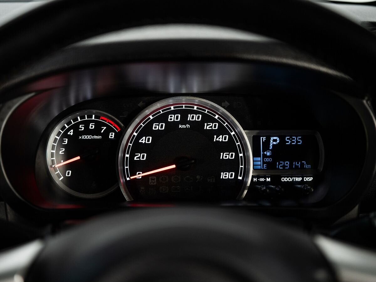 Toyota Passo 2017 - фото автомобиля