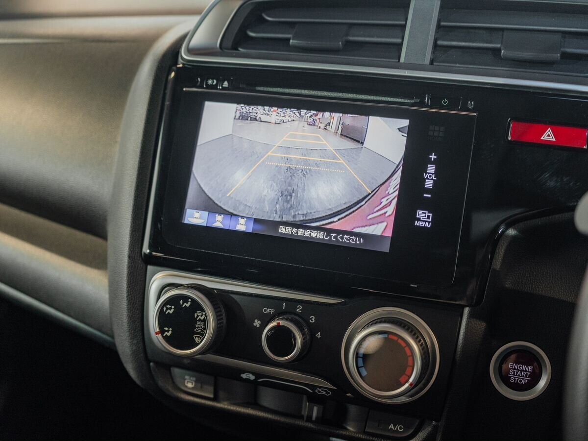 Honda Fit 2013 - фото автомобиля