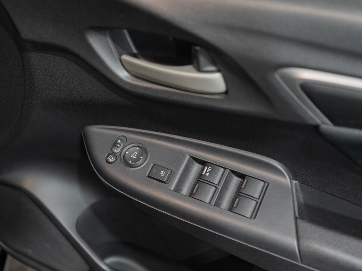 Honda Fit 2013 - фото автомобиля