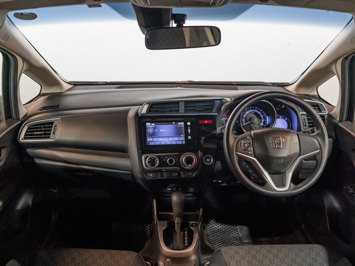Honda Fit 2013 - фото автомобиля