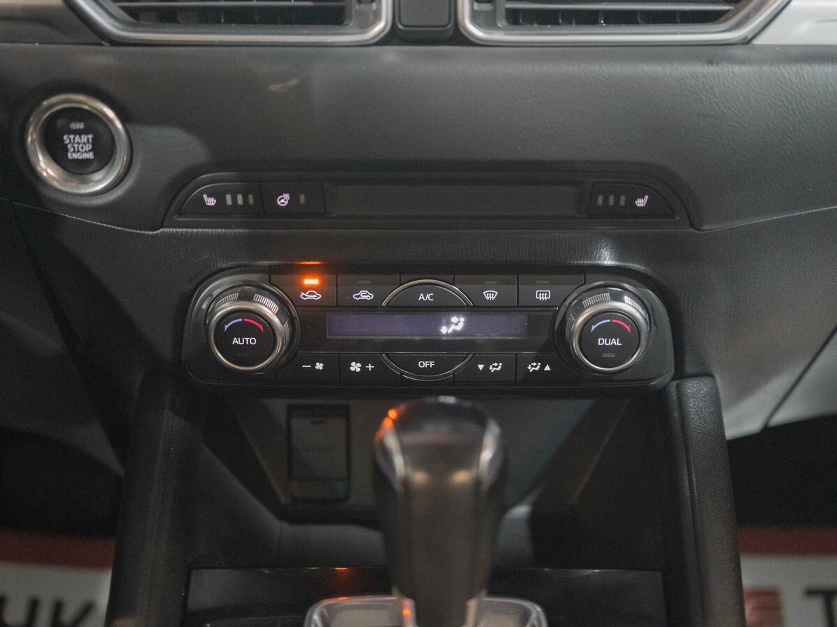 Mazda CX-5 2017 - фото автомобиля