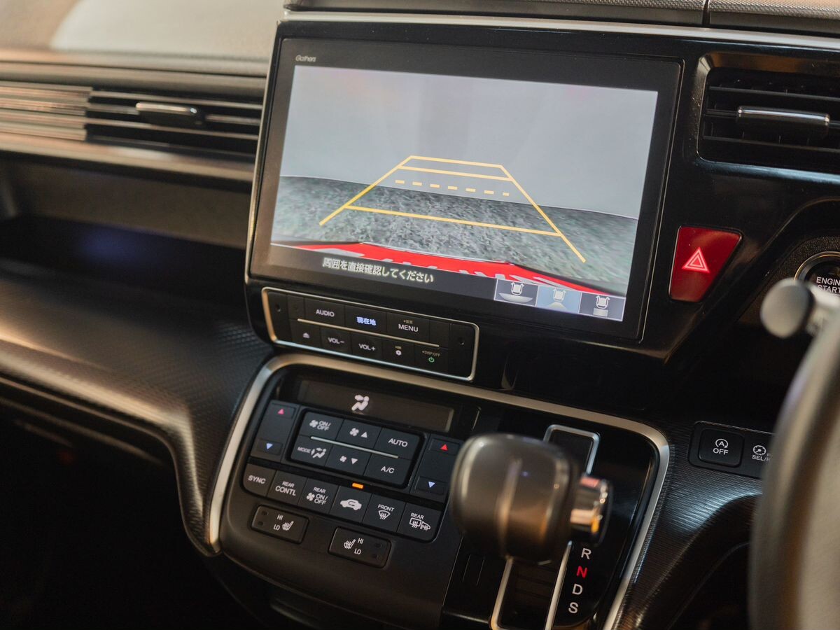 Honda Stepwgn 2020 - фото автомобиля