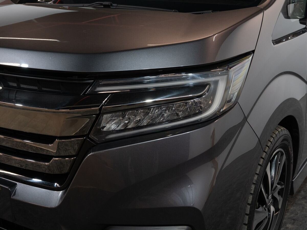 Honda Stepwgn 2020 - фото автомобиля