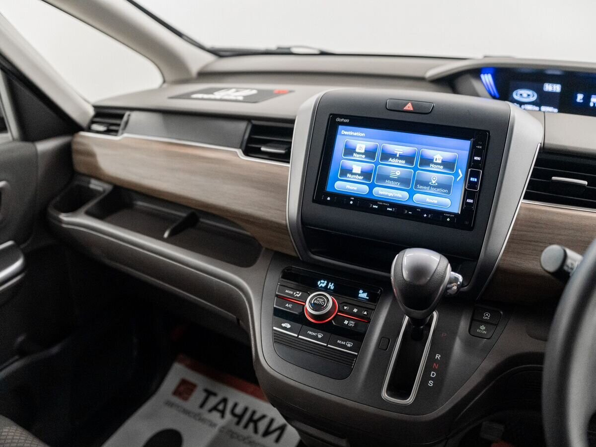 Honda Freed 2022 - фото автомобиля
