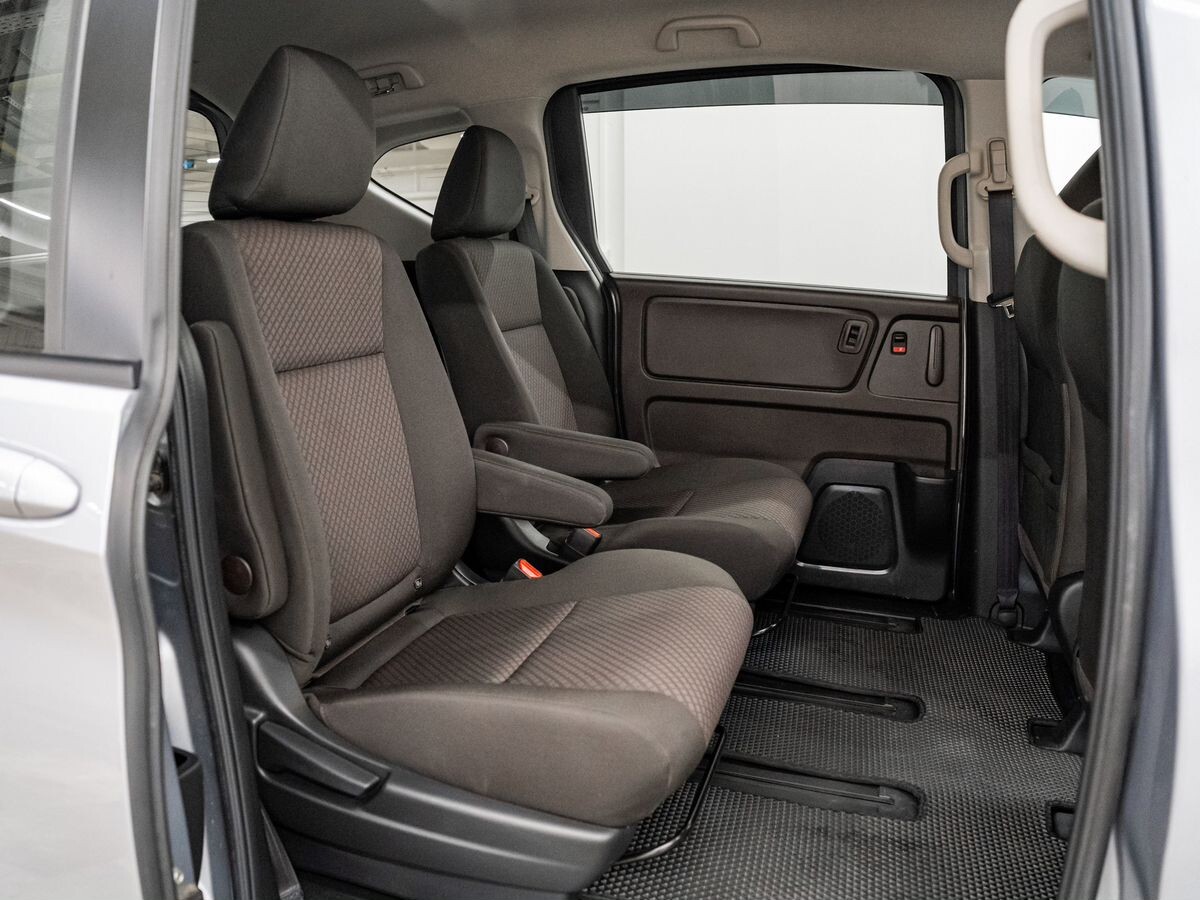 Honda Freed 2022 - фото автомобиля