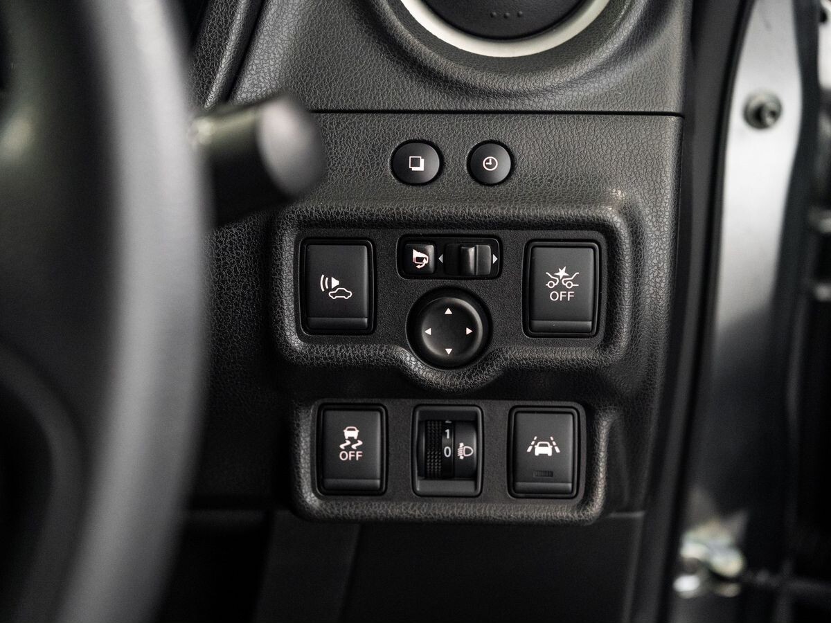 Nissan Note 2018 - фото автомобиля
