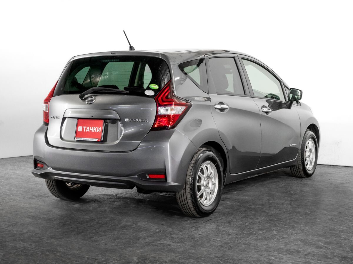 Nissan Note 2018 - фото автомобиля
