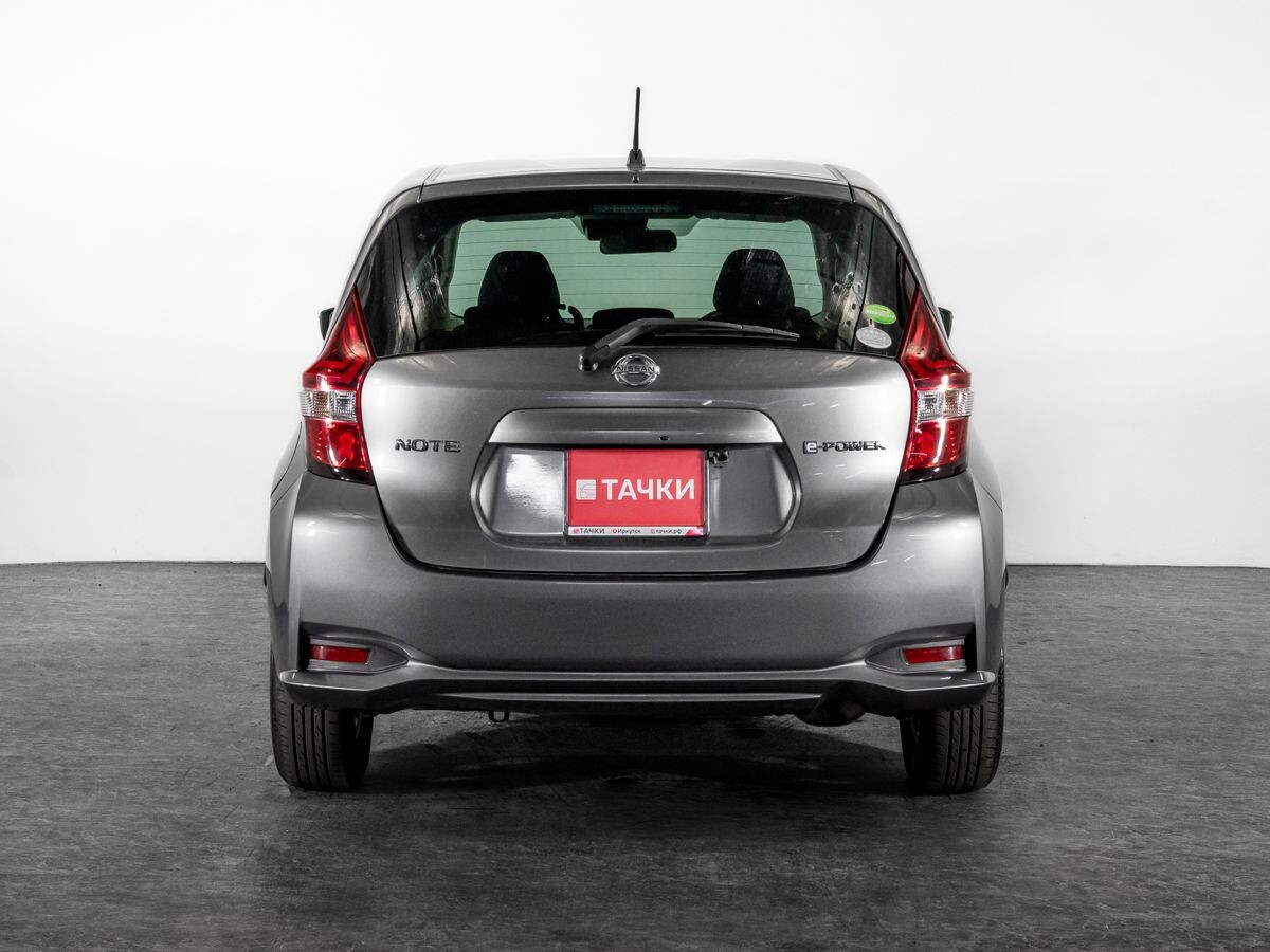 Nissan Note 2018 - фото автомобиля